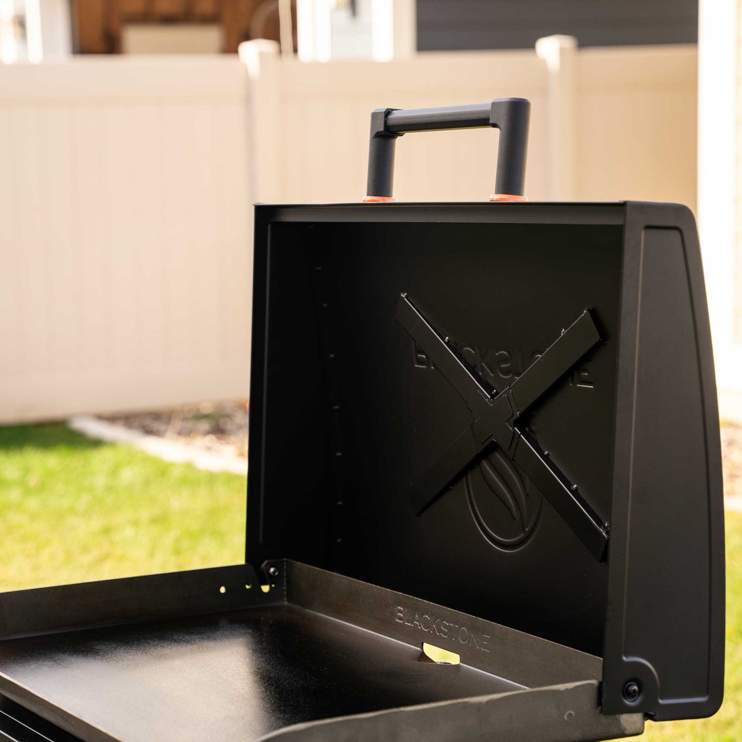 28" Omnivore Griddle with Hood